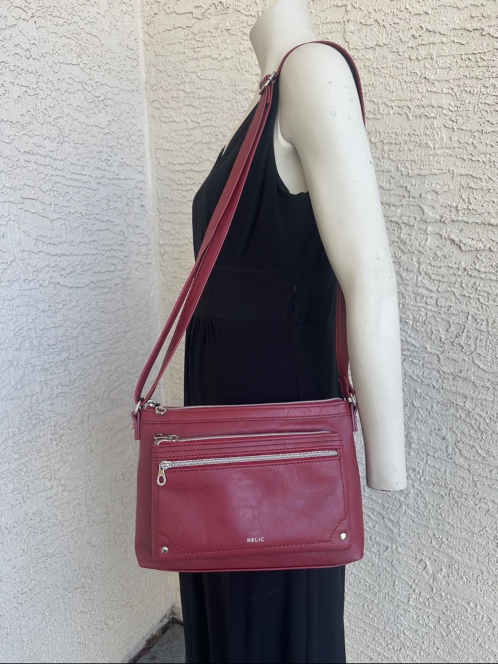 Relic by Fossil burgundy “Evie” Crossbody with Front Zip Pocket